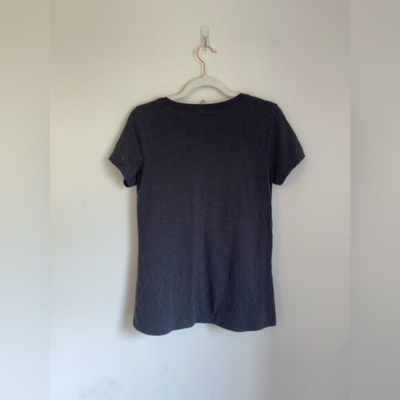 Dogwarts Harry Potter Themed Graphic Tee Shirt V-Neck Size M - Picture 3 of 6